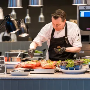 Barista bij het Prinses maxima Centrum slide 5