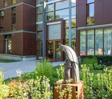 Entree Regina Coeli Alix le Clerq