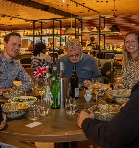 Regina Coeli Vught Eatwell taaltafel Engels