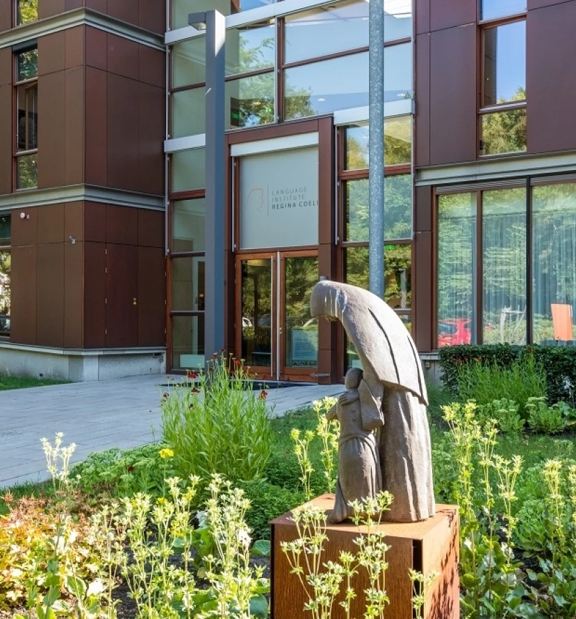 Entree Regina Coeli Alix le Clerq